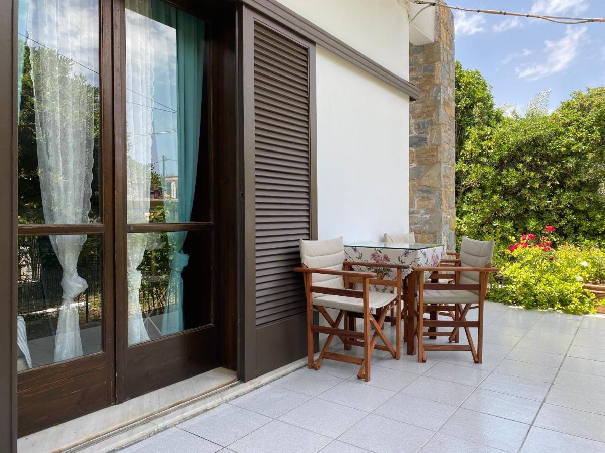 Eratous Seaside House Apartamento Varnavas Exterior foto